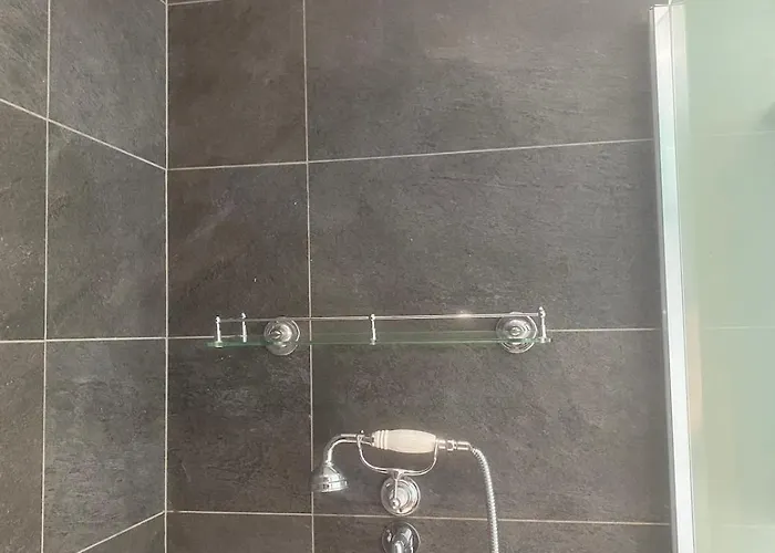 Beautiful Stone In Peaceful Village Richmond (North Yorkshire)