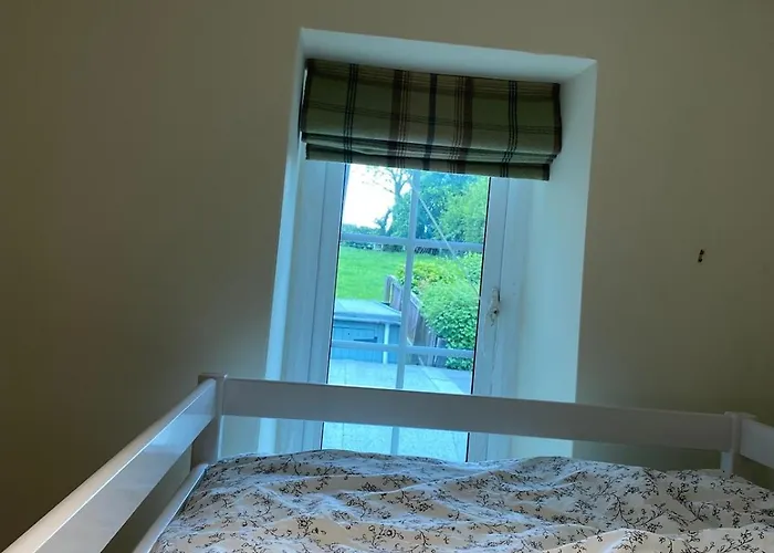 Beautiful Stone In Peaceful Village * Richmond (North Yorkshire)