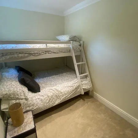 Beautiful Stone In Peaceful Village * Richmond