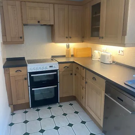 Beautiful Stone In Peaceful Village Apartman Richmond